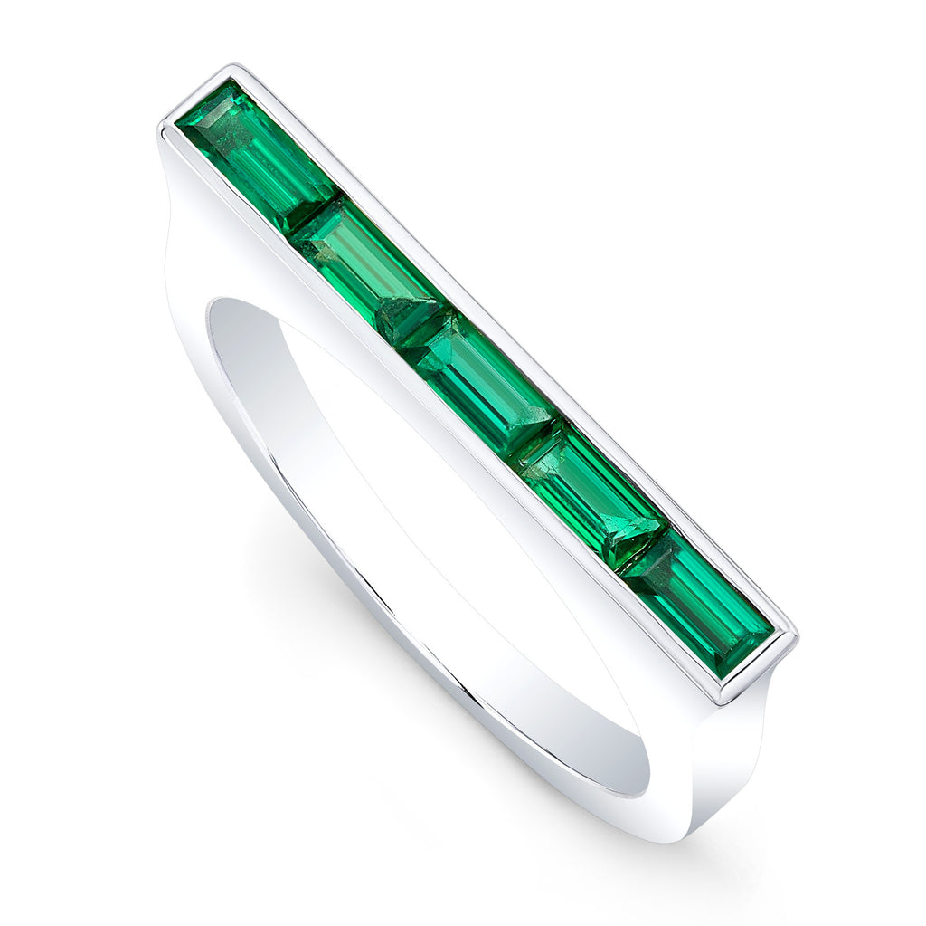 Emerald Skinni Ring